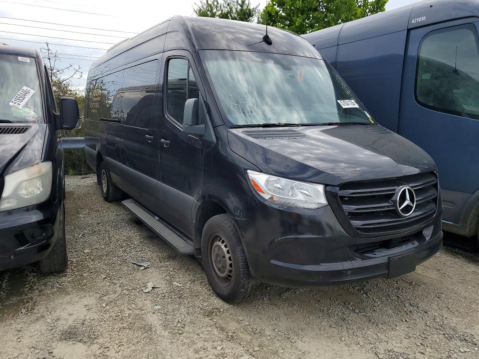2020 Mercedes-benz Sprinter VIN W1X5EDHYXLT025600 COPART salvage auction — MINOR DENT/SCRATCHES, Md - Certificate Of Title (P), sold $20,700 on 2026-07-10 (photo 4)