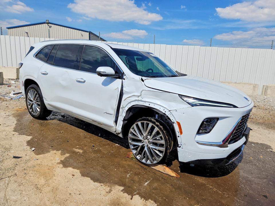 2022 Buick . VIN 5GAEVCKS2TJ192724 COPART salvage auction — SIDE, Mo - Salvage Certificate Of Title, sold $28,750 on 2026-08-27 (photo 4)
