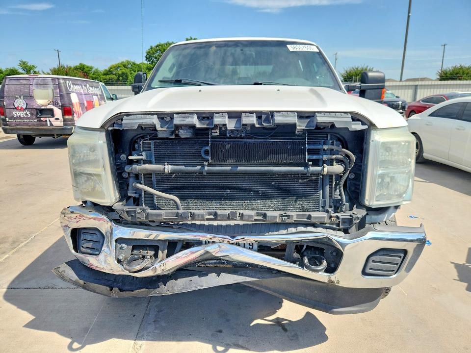 2015 Ford F-350 super duty VIN 1FT8W3BT2FEA41641 COPART salvage auction — FRONT END, Tx - Salvage Vehicle Title, sold $2,250 on 2026-07-02 (photo 5)
