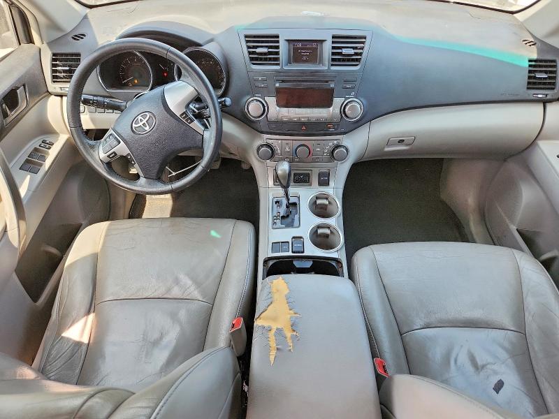 2011 Toyota Highlander VIN 5TDZK3EH7BS036463 COPART salvage auction — MECHANICAL, OK - CERTIFICATE OF TITLE (P), sold $5,200 on 2026-07-29 (photo 8)