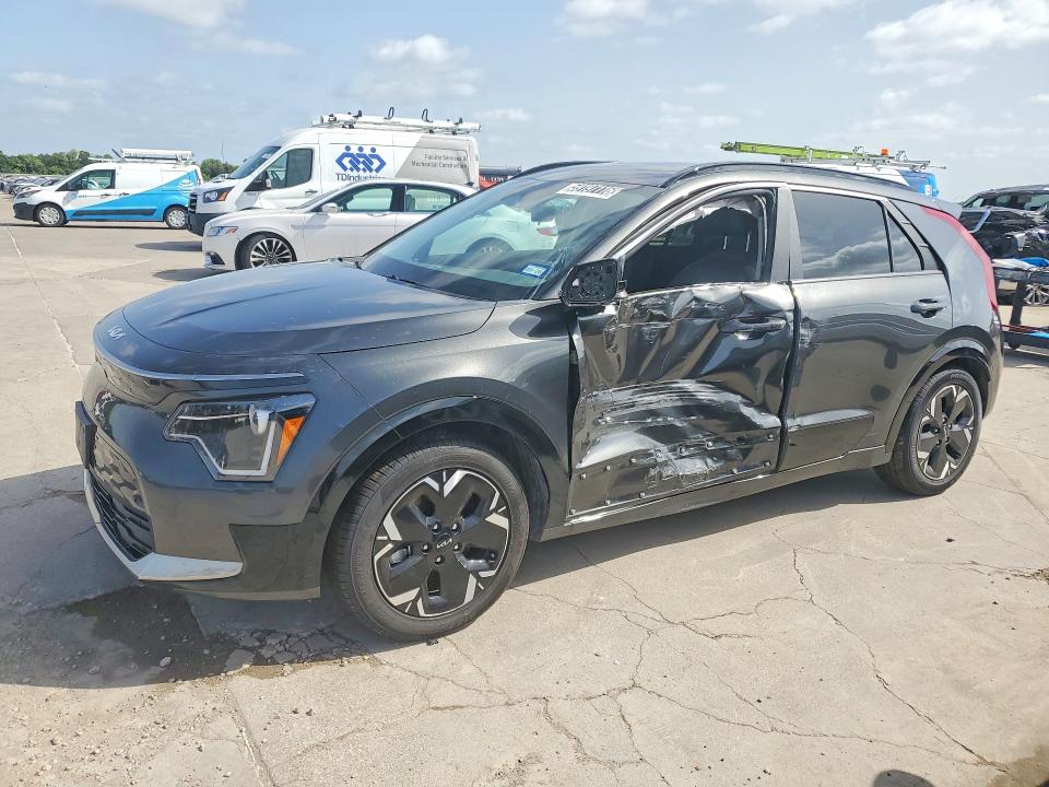 2024 Kia Niro VIN KNDCR3L10R5121667 COPART salvage auction — SIDE, TX - CERTIFICATE OF TITLE, sold $9,600 on 2026-07-08 (photo 1)