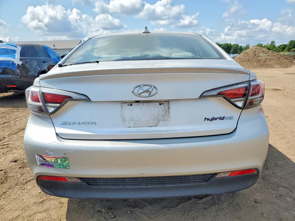 2017 Hyundai Sonata VIN KMHE24L1XHA044021 COPART salvage auction — MECHANICAL, Oh - Certificate Of Title, sold $1,350 on 2026-07-30 (photo 6)