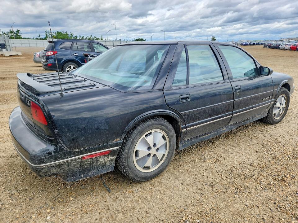 1991 Oldsmobile Cutlass supreme VIN 1G3WR51T7MD345627 COPART salvage auction — VANDALISM, AB - BOS - SALVAGE, sold $425 on 2026-07-02 (photo 3)
