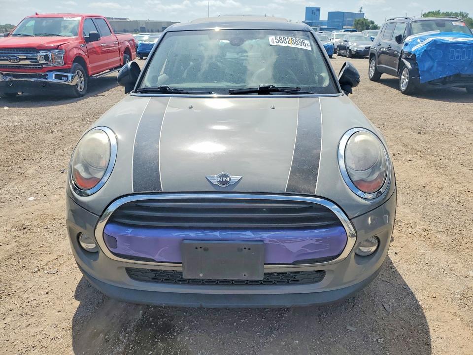 2016 Mini Cooper VIN WMWXU1C57G2D09348 COPART salvage auction — MECHANICAL, Wv - Certificate Of Title, sold $1,100 on 2026-07-10 (photo 5)