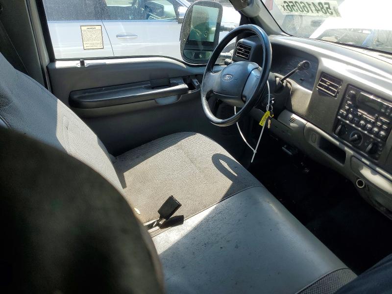 2004 Ford F-250 super duty VIN 1FTNF20L24ED68327 COPART salvage auction — MINOR DENT/SCRATCHES, CA - DIS/DLR/EXP ONLY CLEAN TITLE, sold $450 on 2026-07-09 (photo 8)