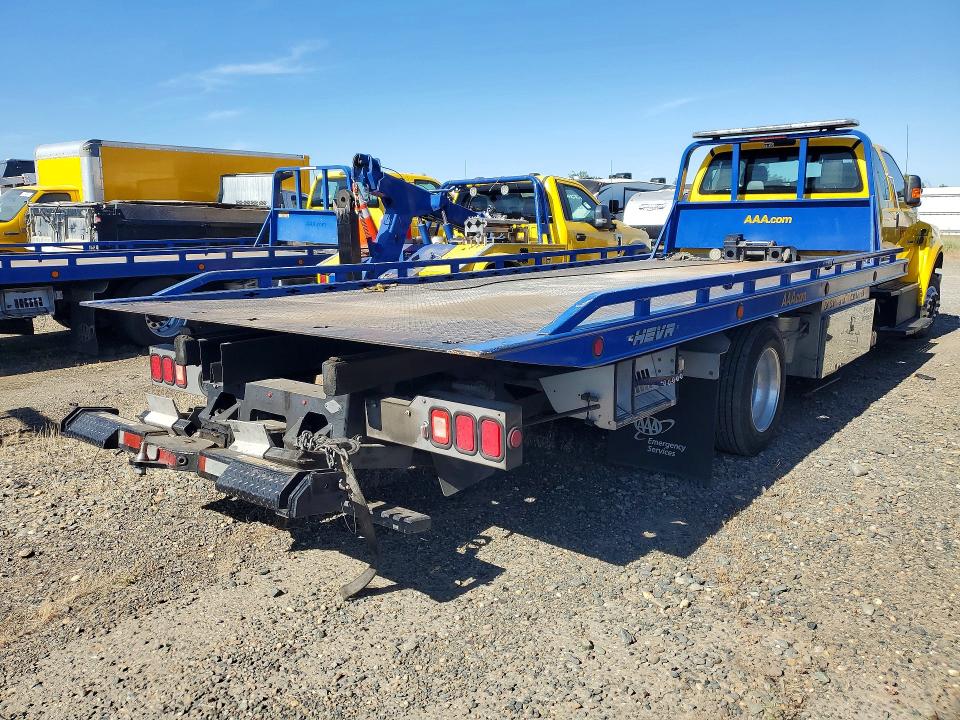 2019 Ford F650-f750 VIN 1FDWX6DC2KDF13223 COPART salvage auction — MECHANICAL, Ca - Dis/Dlr/Exp Only Clean Title (P), sold $13,300 on 2026-07-06 (photo 3)