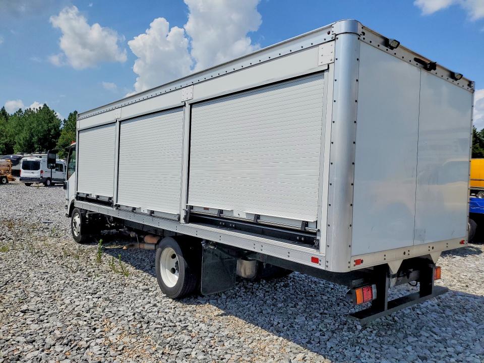 2022 Isuzu VIN 54DE5W1L8NSR00042 COPART salvage auction — MINOR DENT/SCRATCHES, Tn - Certificate Of Title (P), sold $11,200 on 2026-07-27 (photo 2)