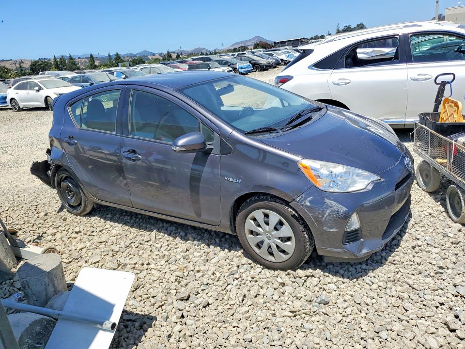 2013 Toyota Prius VIN JTDKDTB38D1534501 COPART salvage auction — REAR END, Ca - Dis/Dlr/Exp Only Clean Title, sold $3,050 on 2026-07-07 (photo 4)