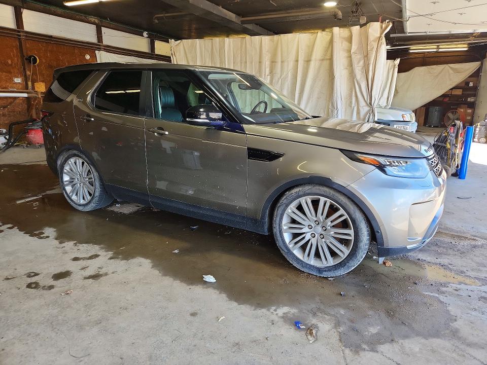 2017 Land rover Discovery VIN SALRTBBV2HA016847 COPART salvage auction — ENGINE BURN, PA - CERTIFICATE OF SALVAGE, sold $650 on 2026-07-30 (photo 4)