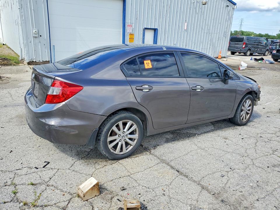 2012 Honda Civic VIN 19XFB2F55CE048589 COPART salvage auction — FRONT END, Il - Salvage Certificate, sold $575 on 2026-07-31 (photo 3)