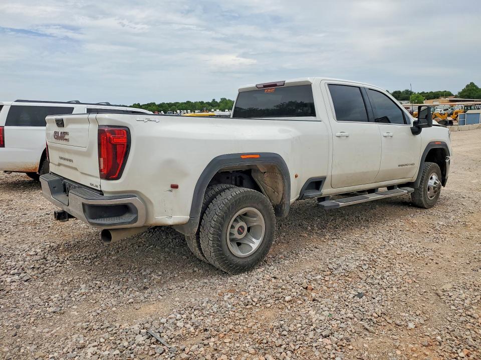 2022 Gmc VIN 1GT49TEY2NF331058 COPART salvage auction — FRONT END, Ok - Certificate Of Title, sold $7,900 on 2026-07-30 (photo 3)