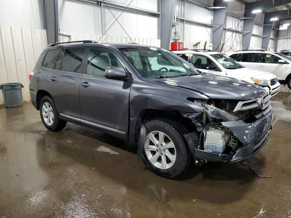2013 Toyota Highlander VIN 5TDBK3EH0DS248450 COPART salvage auction — FRONT END, Mn - Cert Of Title-Salvage, sold $4,700 on 2026-07-14 (photo 4)