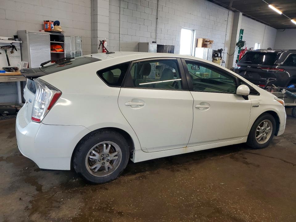 2011 Toyota Prius VIN JTDKN3DU5B1409584 COPART salvage auction — MINOR DENT/SCRATCHES, Mt - Certificate Of Title, sold $1,900 on 2026-07-08 (photo 3)