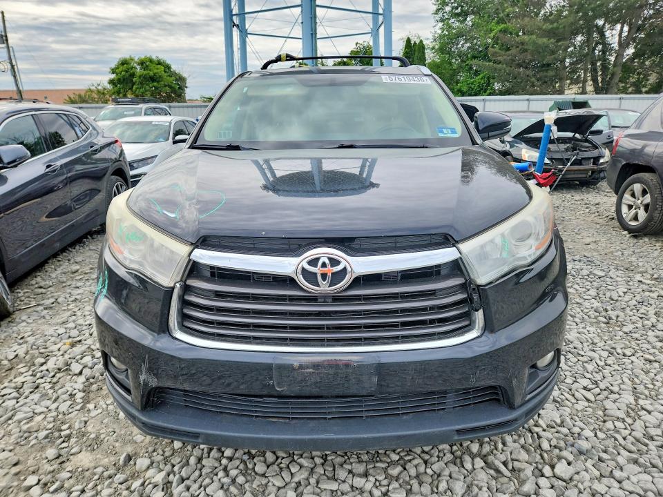 2016 Toyota VIN 5TDJKRFH4GS311597 COPART salvage auction — SIDE, Nj - Cert Of Title-Salvage, sold $8,400 on 2026-07-27 (photo 5)