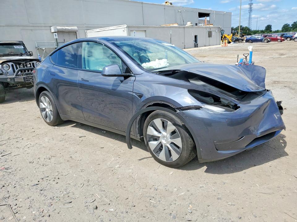 2023 Tesla Model y VIN 7SAYGDEE1PF614595 COPART salvage auction — FRONT END, Va - Cert Of Title - Salvage, sold $7,600 on 2026-07-08 (photo 4)