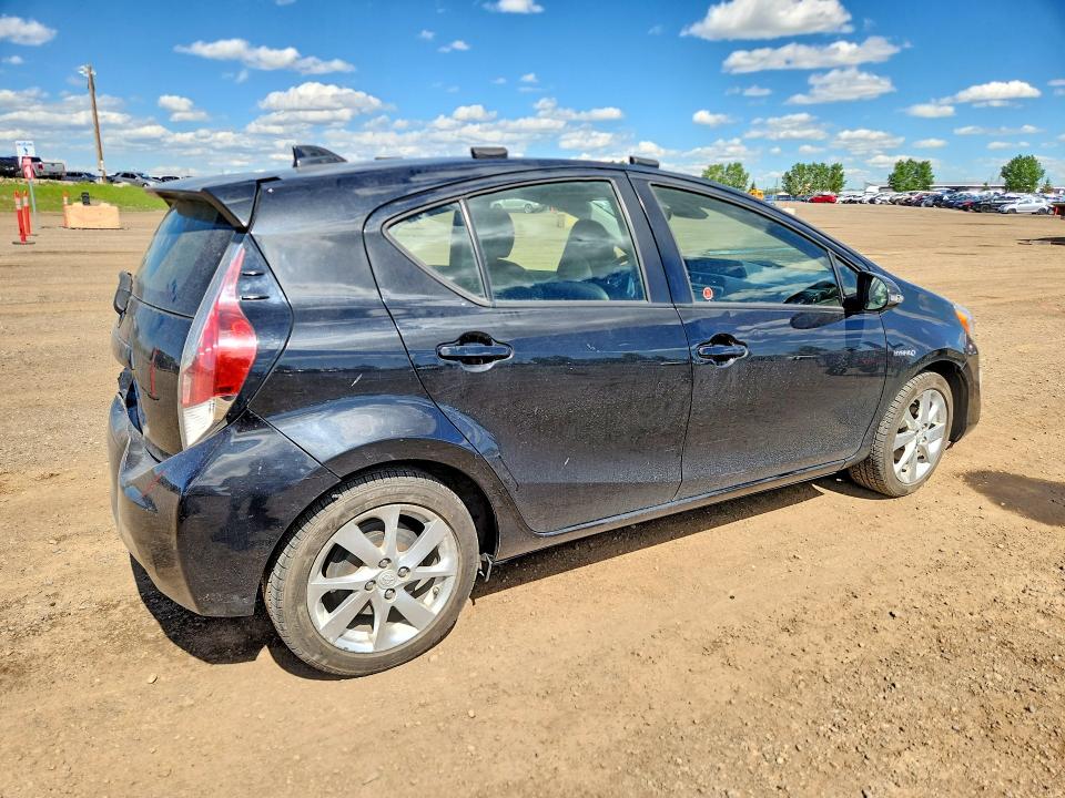 2016 Toyota Prius c VIN JTDKDTB33G1118666 COPART salvage auction — REAR END, AB - BOS - SALVAGE, sold $450 on 2026-07-21 (photo 3)