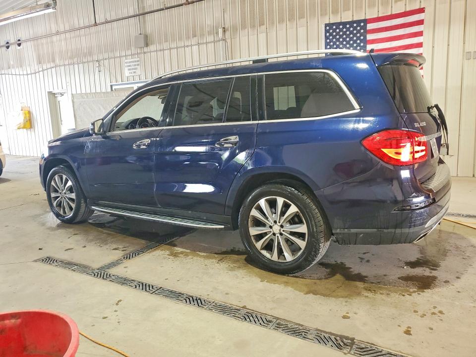 2015 Mercedes-benz VIN 4JGDF6EE1FA520908 COPART salvage auction — NORMAL WEAR, Fl - Certificate Of Title, sold $4,150 on 2026-07-30 (photo 2)