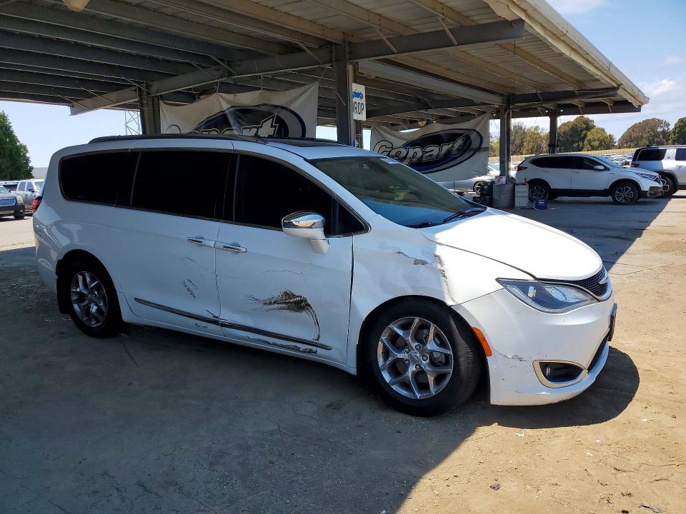 2018 Chrysler Pacifica VIN 2C4RC1GG2JR170892 COPART salvage auction — SIDE, Mt - Dis/Dlr/Exp Only Clean Title, sold $3,200 on 2026-07-30 (photo 4)