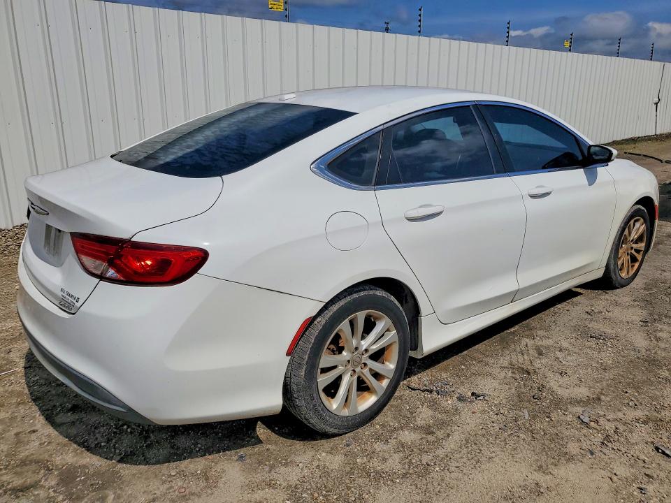 2015 Chrysler 200 VIN 1C3CCCAB6FN633429 COPART salvage auction — NORMAL WEAR, Fl - Certificate Of Title, sold $500 on 2026-07-02 (photo 3)