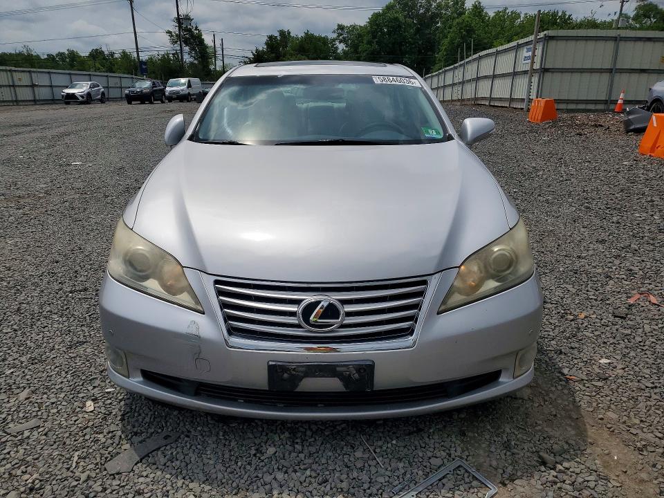2010 Lexus ES VIN JTHBK1EG2A2362950 COPART salvage auction — MINOR DENT/SCRATCHES, Nj - Cert Of Title-Salvage, sold $4,250 on 2026-07-31 (photo 5)