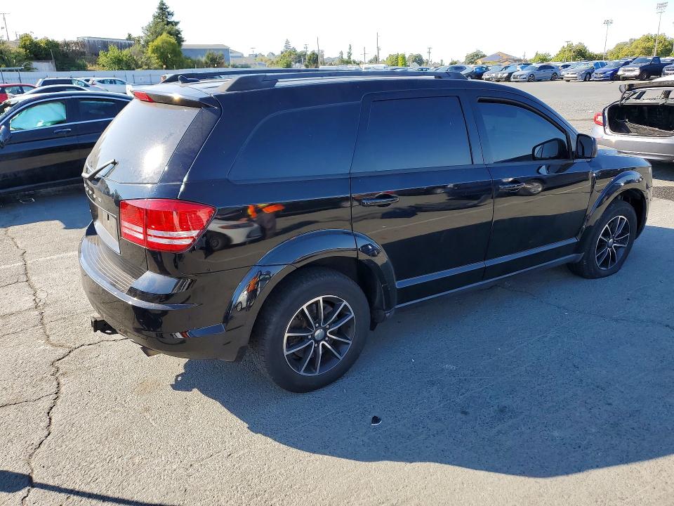 2017 Dodge Journey VIN 3C4PDCAB5HT619440 COPART salvage auction — SIDE, Mt - Dis/Dlr/Exp Only Clean Title, sold $525 on 2026-07-31 (photo 3)