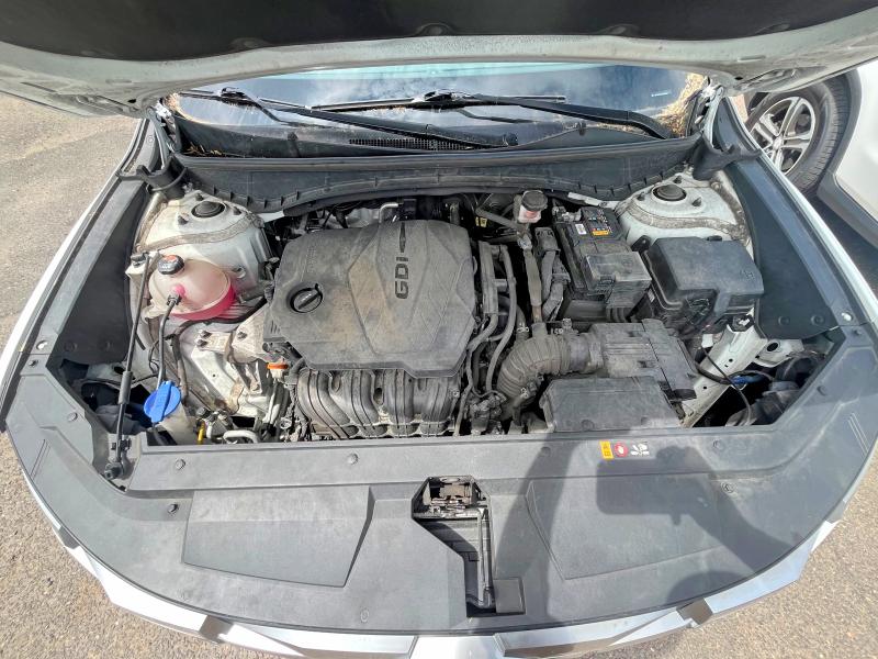 2022 Hyundai Santa cruz VIN 5NTJADAE7NH006442 COPART salvage auction — MINOR DENT/SCRATCHES, Ma - Certificate Of Title (P), sold $10,800 on 2026-07-09 (photo 8)