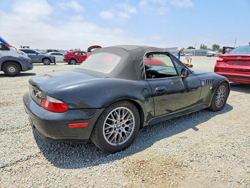 2000 BMW Z3 VIN WBACH3347YLF44012 COPART salvage auction — MINOR DENT/SCRATCHES, Wa - Dis/Dlr/Exp Only Clean Title (P), sold $3,500 on 2026-07-02 (photo 3)