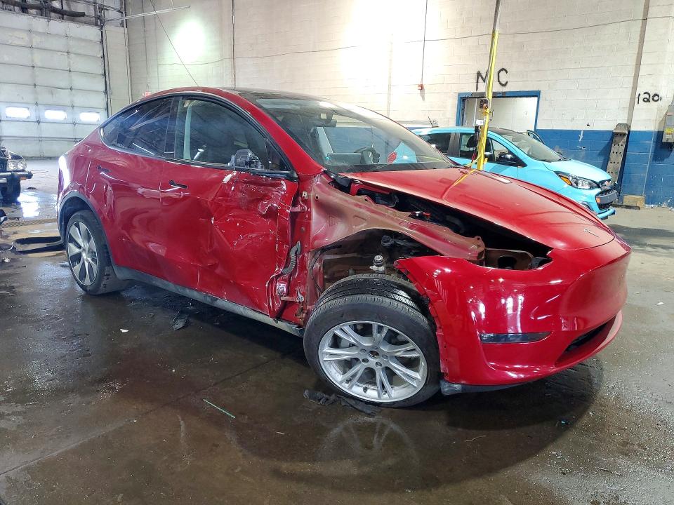 2023 Tesla Model y VIN 7SAYGDEE7PF686174 COPART salvage auction — SIDE, Mi - Cert Of Title-Salvage Vehicle, sold $10,500 on 2026-07-10 (photo 4)