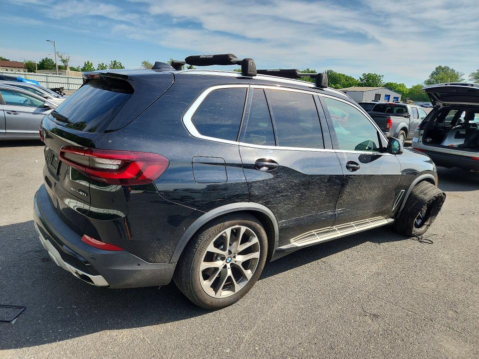 2021 BMW VIN 5UXCR6C03M9E57406 COPART salvage auction — MINOR DENT/SCRATCHES, Nj - Cert Of Title-Salvage, sold $18,100 on 2026-07-28 (photo 3)