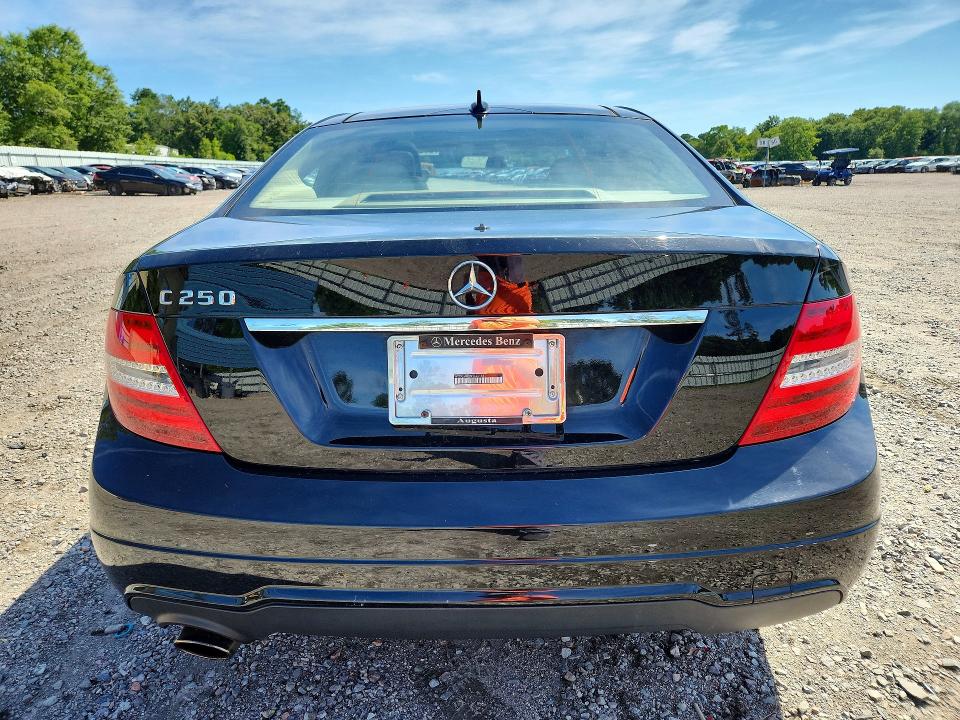 2015 Mercedes-benz C-klasse VIN WDDGJ4HB3FG431561 COPART salvage auction — SIDE, Sc - Cert Of Title-Salvage, sold $325 on 2026-07-28 (photo 6)