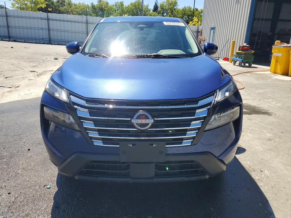 2023 Nissan Rogue VIN JN8BT3BA2PW408471 COPART salvage auction — MECHANICAL, CA - CERTIFICATE OF TITLE, sold $3,850 on 2026-07-22 (photo 5)