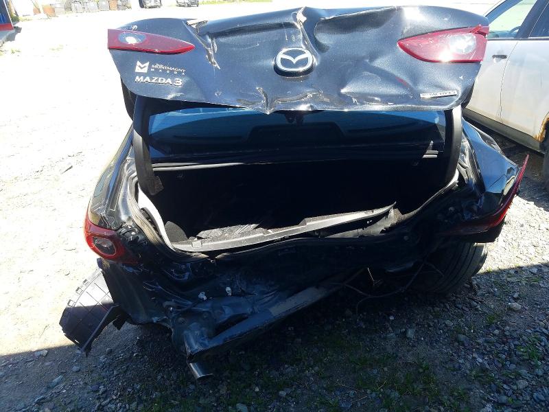 2024 Mazda 3 VIN JM1BPABM6R1713423 COPART salvage auction — REAR END, Qc - Gravement Accidente, sold $900 on 2026-09-08 (photo 6)
