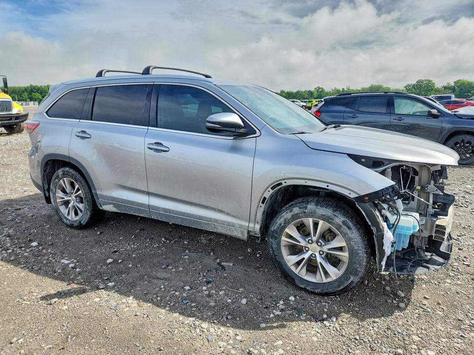 2015 Toyota Highlander VIN 5TDJKRFH4FS218545 COPART salvage auction — FRONT END, Il - Salvage Certificate, sold $7,500 on 2026-07-15 (photo 4)
