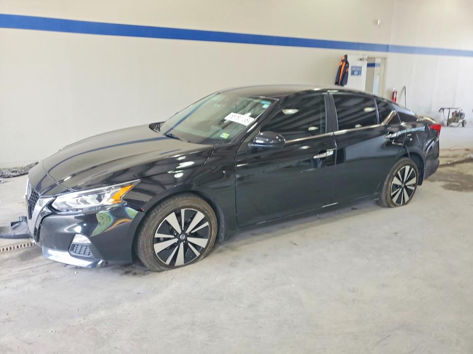 2021 Nissan VIN 1N4BL4DW1MN302644 COPART salvage auction — FRONT END, Va - Cert Of Title - Salvage, sold $2,600 on 2026-07-02 (photo 1)