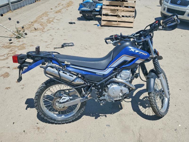 2017 Yamaha VIN JYADG24Y2HA000978 COPART salvage auction — MINOR DENT/SCRATCHES, Ca - Certificate Of Title, sold $1,450 on 2026-07-09 (photo 1)