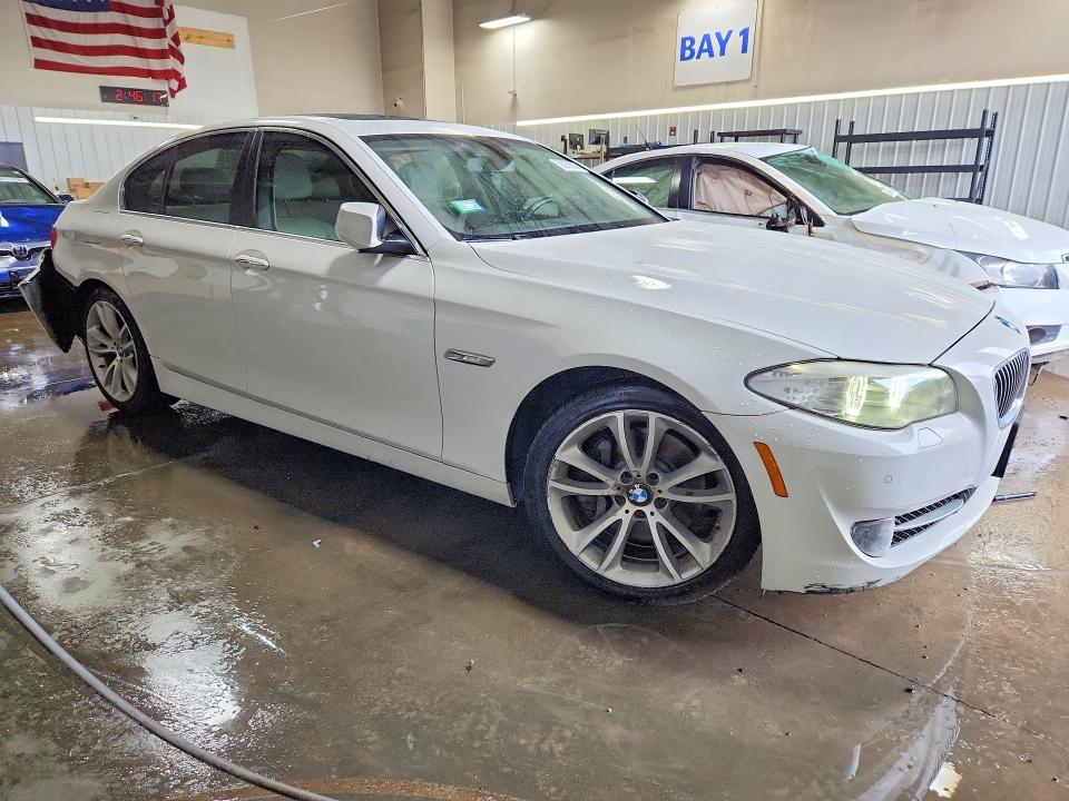 2013 BMW 5er VIN WBAFU7C50DDU74234 COPART salvage auction — REAR END, Il - Salvage Certificate, sold $1,100 on 2026-07-30 (photo 4)
