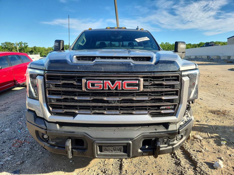 2025 Gmc SIERRA VIN 1GT4UZEY7SF367972 COPART salvage auction — SIDE, AL - CERT OF TITLE-SALVAGE TITLE, sold $46,250 on 2026-08-24 (photo 5)
