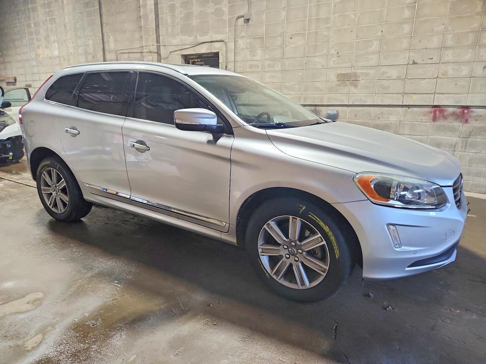 2016 Volvo VIN YV449MRK3G2888936 COPART salvage auction — SIDE, Mn - Cert Of Title-Salvage, sold $4,850 on 2026-08-06 (photo 4)