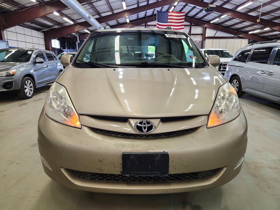 2007 Toyota Sienna VIN 5TDZK22C47S030467 COPART salvage auction — MINOR DENT/SCRATCHES, NH - CERT OF TITLE-REBUILT VEHICLE, sold $2,900 on 2026-07-27 (photo 5)