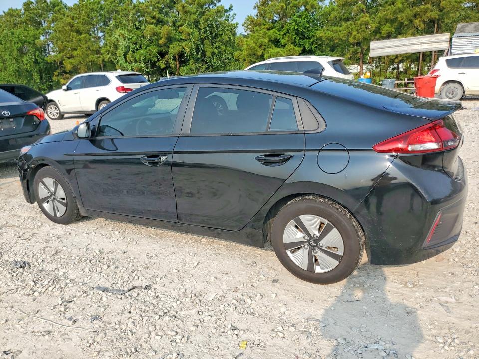 2021 Hyundai VIN KMHC65LC6MU261481 COPART salvage auction — WATER/FLOOD, Tx - Salvage Title-Flood Damage, sold $3,700 on 2026-07-17 (photo 2)