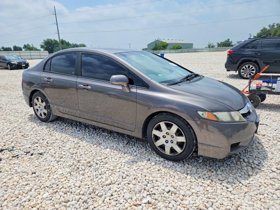 2010 Honda Civic VIN 19XFA1F52AE055235 COPART salvage auction — SIDE, Tx - Salvage Vehicle Title, sold $250 on 2026-07-30 (photo 4)