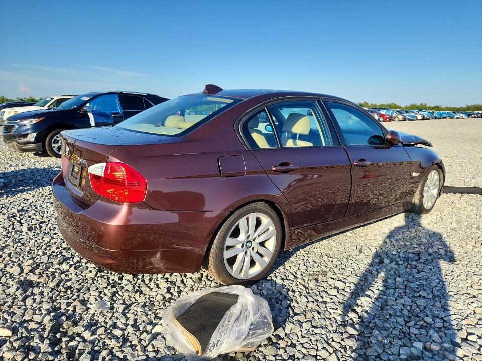2007 BMW 3er VIN WBAVA37587NE26697 COPART salvage auction — FRONT END, Fl - Cert Of Title Slvg Rebuildable, sold $475 on 2026-07-17 (photo 3)