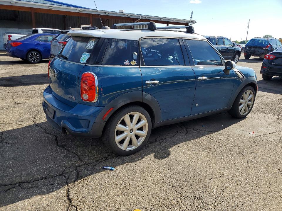 2012 Mini Cooper VIN WMWZC3C52CWM27010 COPART salvage auction — MECHANICAL, Co - Dis/Dlr/Exp Only Clean Title, sold $300 on 2026-07-21 (photo 3)