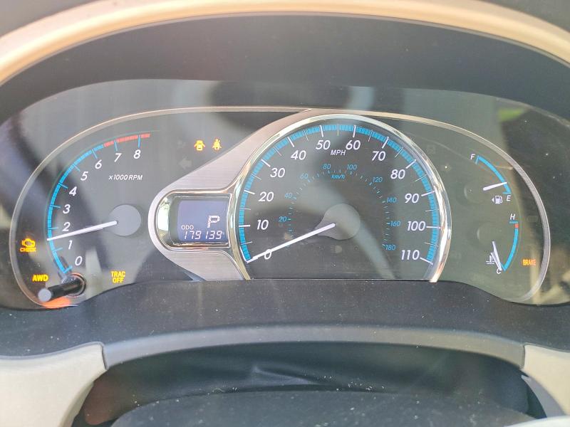 2013 Toyota Sienna VIN 5TDDK3DC8DS069927 COPART salvage auction — REAR END, Co - Public - Salvage Title, sold $3,000 on 2026-07-13 (photo 9)