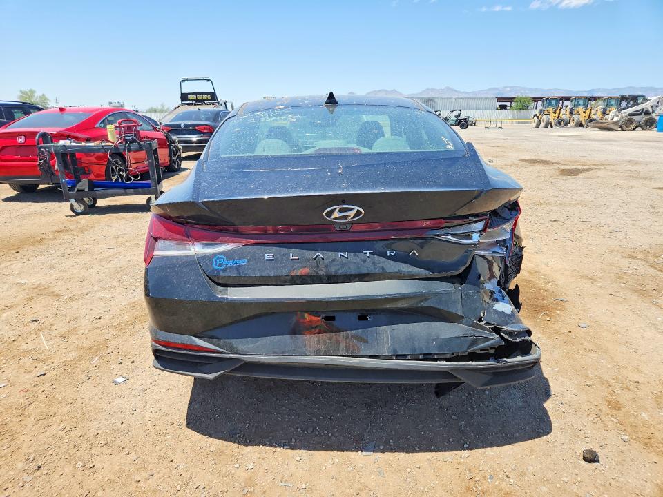 2022 Hyundai Elantra VIN 5NPLS4AG7NH065934 COPART salvage auction — REAR END, AZ - CERT OF TITLE - SALVAGE, sold $175 on 2026-07-24 (photo 6)
