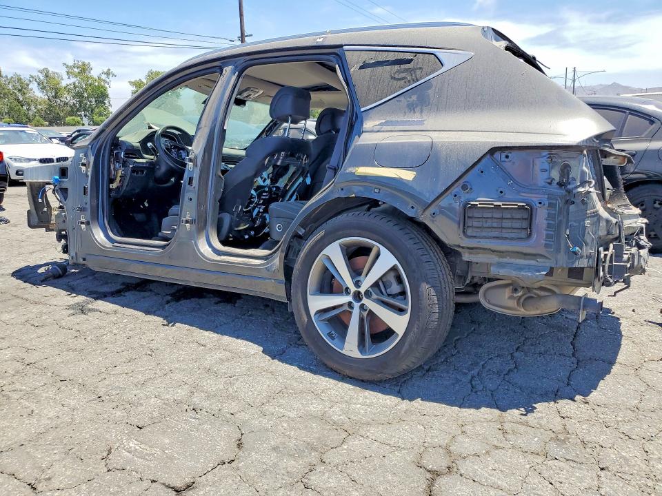 2022 Genesis Gv80 VIN KMUHCESC7NU076732 COPART salvage auction — STRIPPED, In - Cert Of Title-Salvage Title, sold $175 on 2026-07-20 (photo 2)