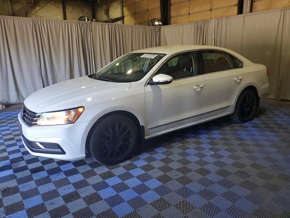 2017 Volkswagen Passat VIN 1VWAT7A32HC064190 COPART salvage auction — MINOR DENT/SCRATCHES, WA - VEHICLE CERT OF OWNERSHIP-TITL, sold $3,200 on 2026-08-01 (photo 1)