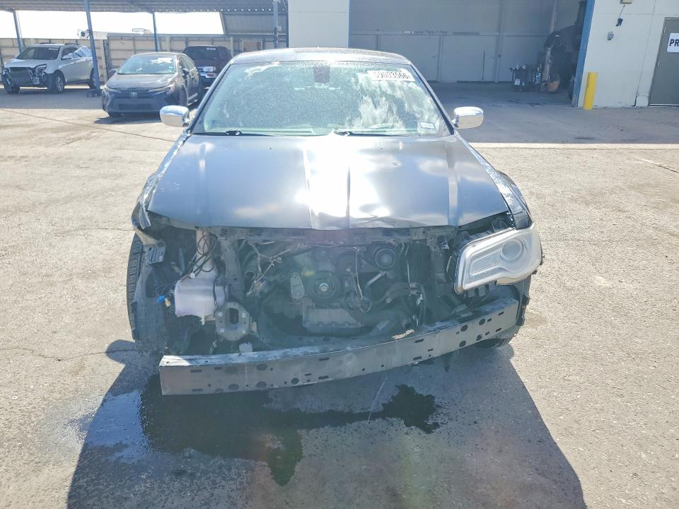2015 Chrysler 300 VIN 2C3CCAEG6FH876810 COPART salvage auction — FRONT END, Tx - Salvage Vehicle Title, sold $750 on 2026-09-16 (photo 5)