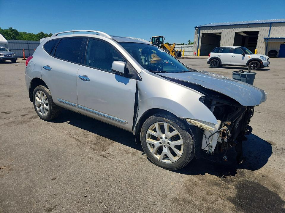 2011 Nissan Rogue VIN JN8AS5MV3BW305076 COPART salvage auction — FRONT END, Me - Cert Of Title-Salvage Collisio, sold $175 on 2026-07-24 (photo 4)