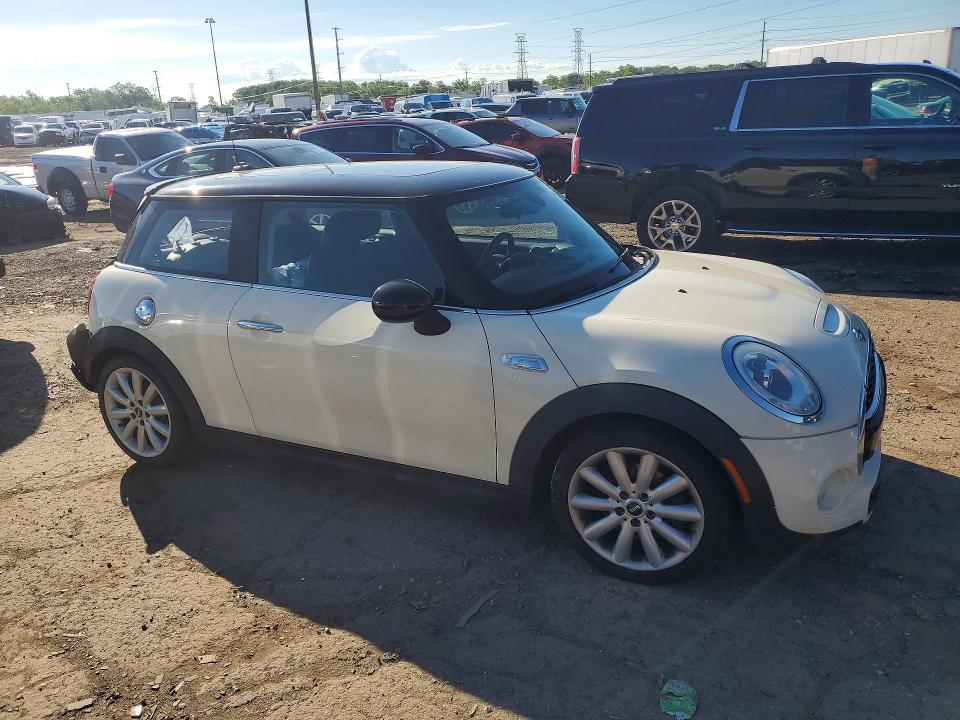 2015 Mini Cooper VIN WMWXP7C55F2A35429 COPART salvage auction — REAR END, Mi - Certificate Of Title, sold $550 on 2026-08-07 (photo 4)